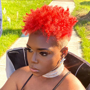 Meet your Posher, Jaylene